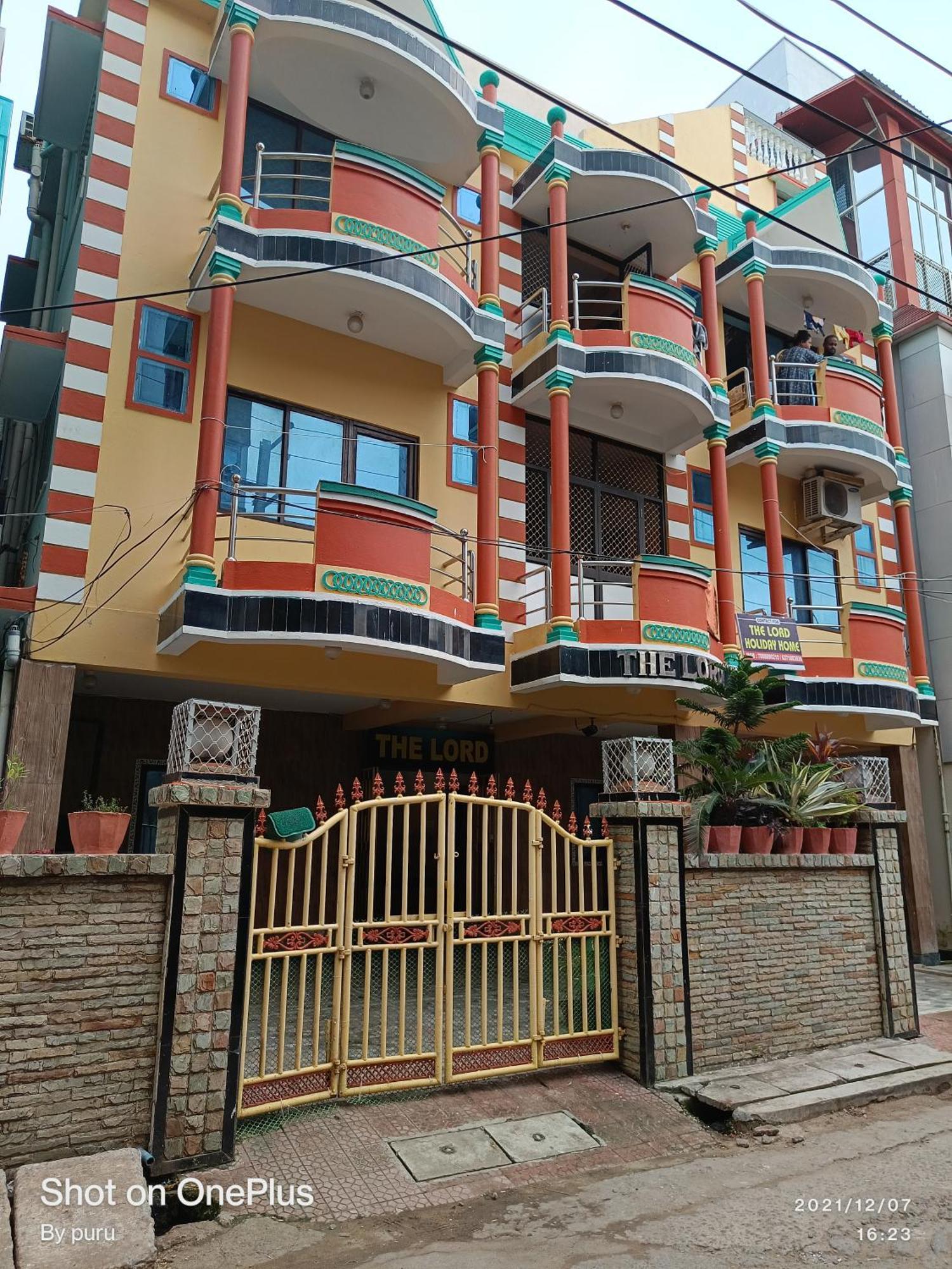 The Lord Villa Puri Exterior photo